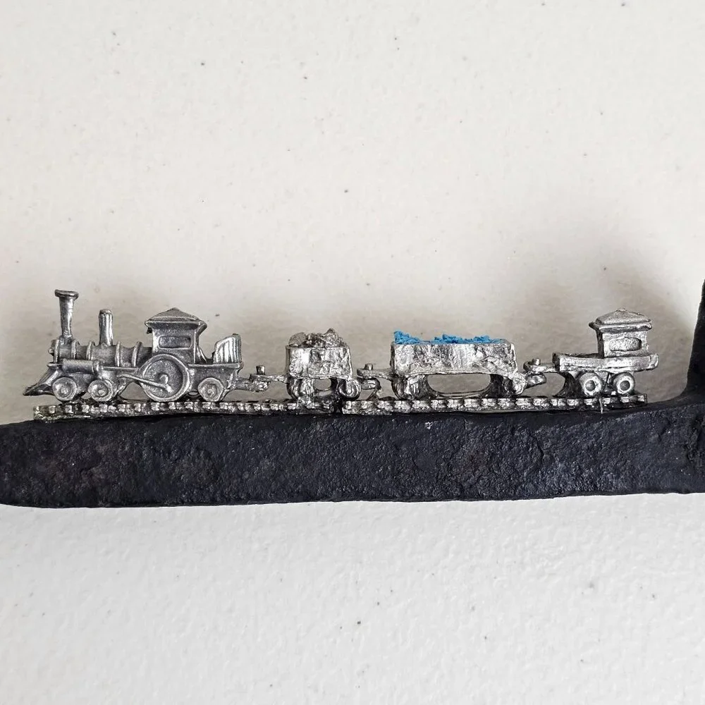 Vintage Railroad Spike Train Sculpture Pewter Mini Train Locomotive Ore Car Deco - Picture 3 of 6